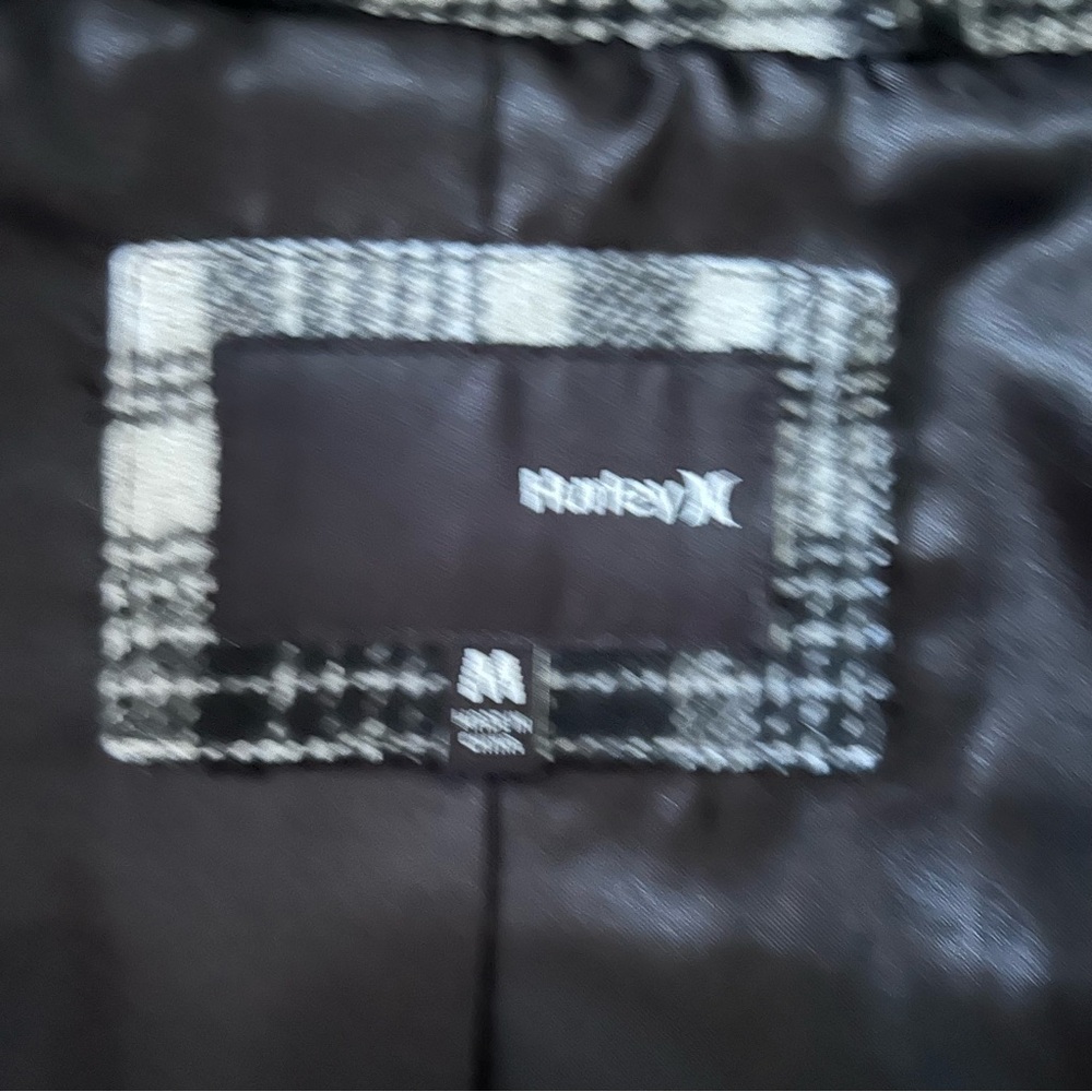 EUC Hurley hooded coat size medium - Picture 17 of 17